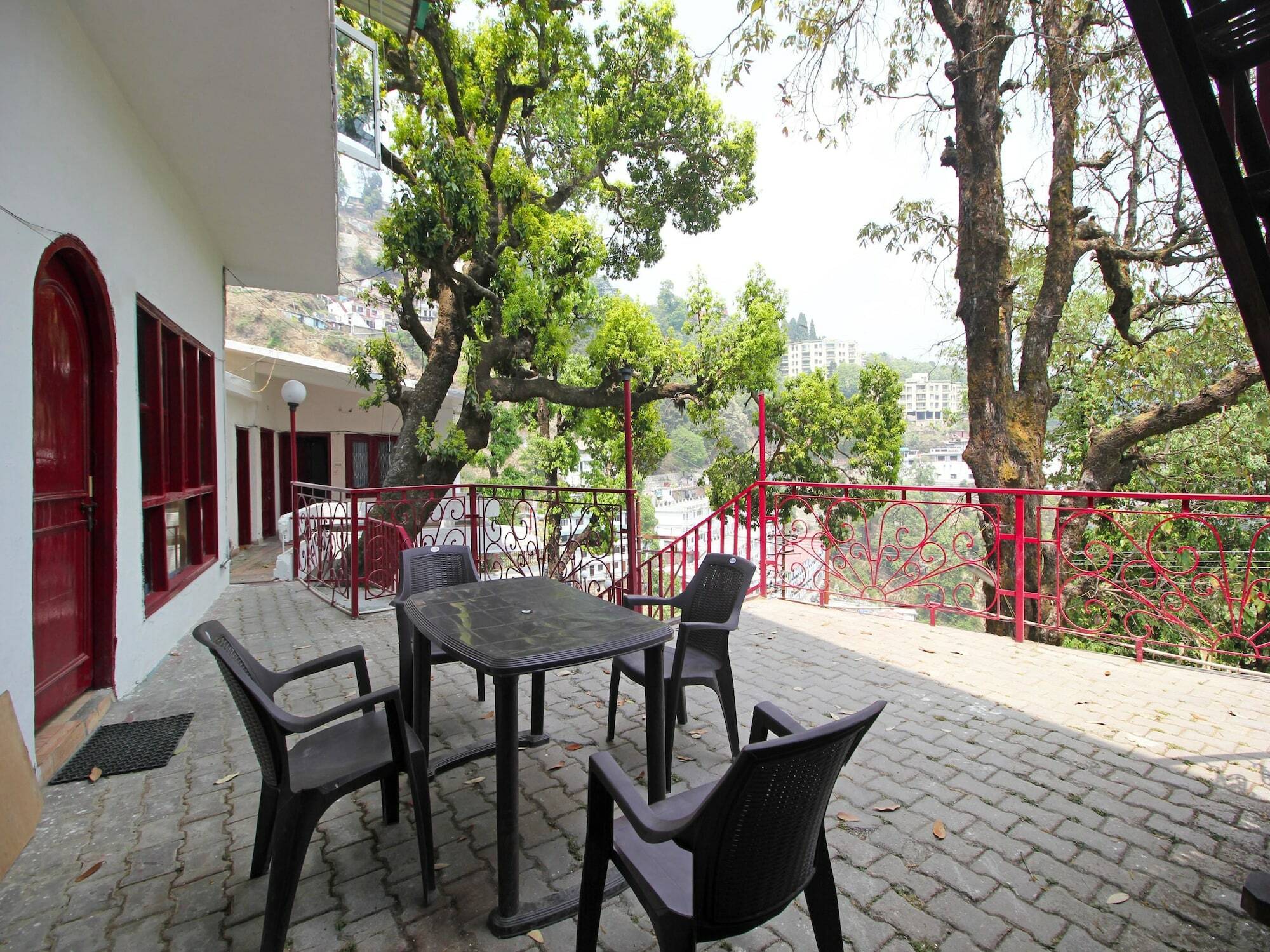 Oyo 8670 Hotel Usha Palace Masuri Exterior foto