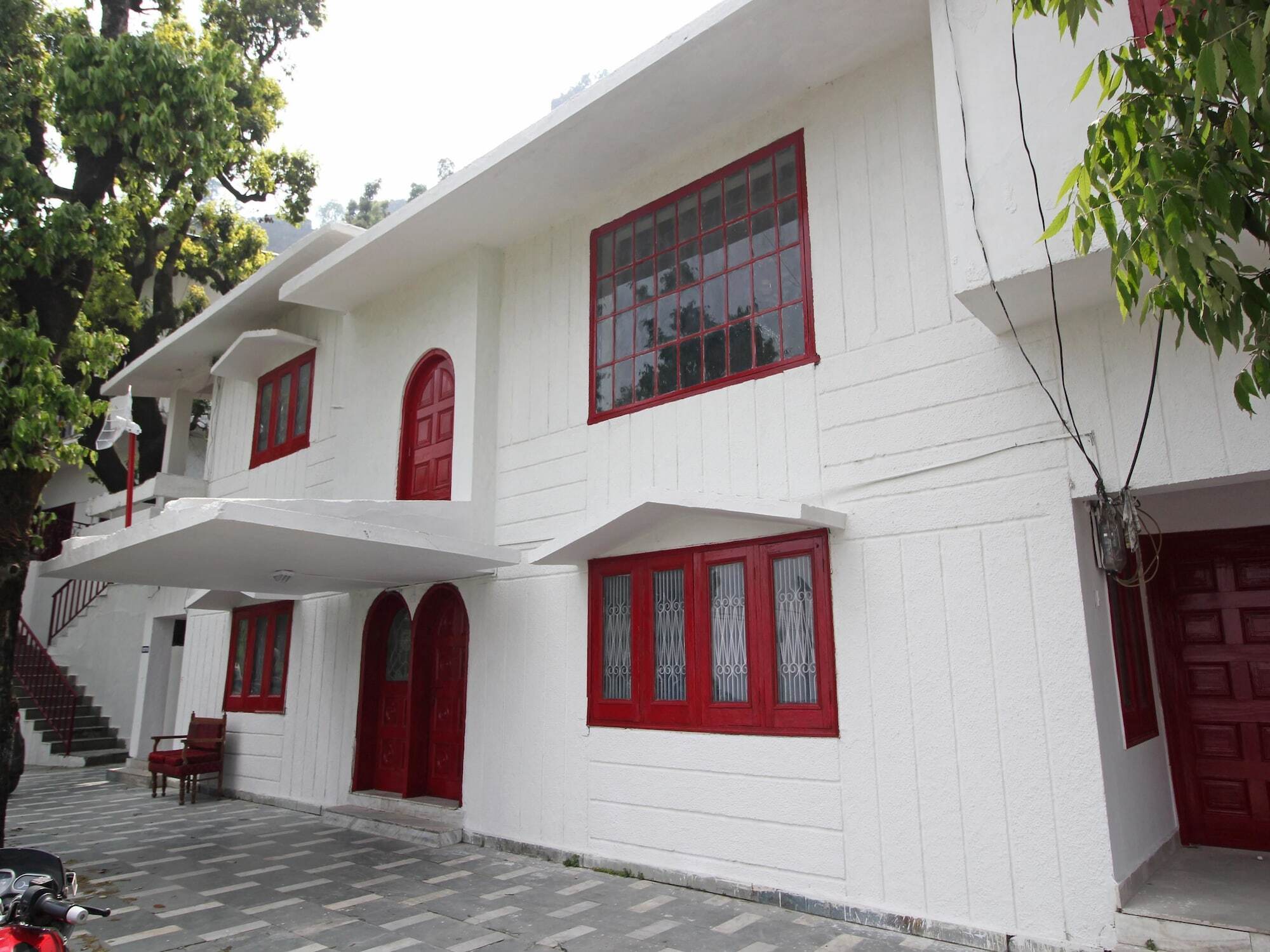 Oyo 8670 Hotel Usha Palace Masuri Exterior foto